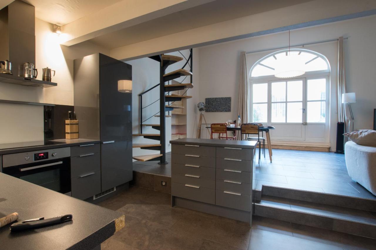 Divonne - Loft Cosy Avec Jardin Partage Apartment Арл Екстериор снимка