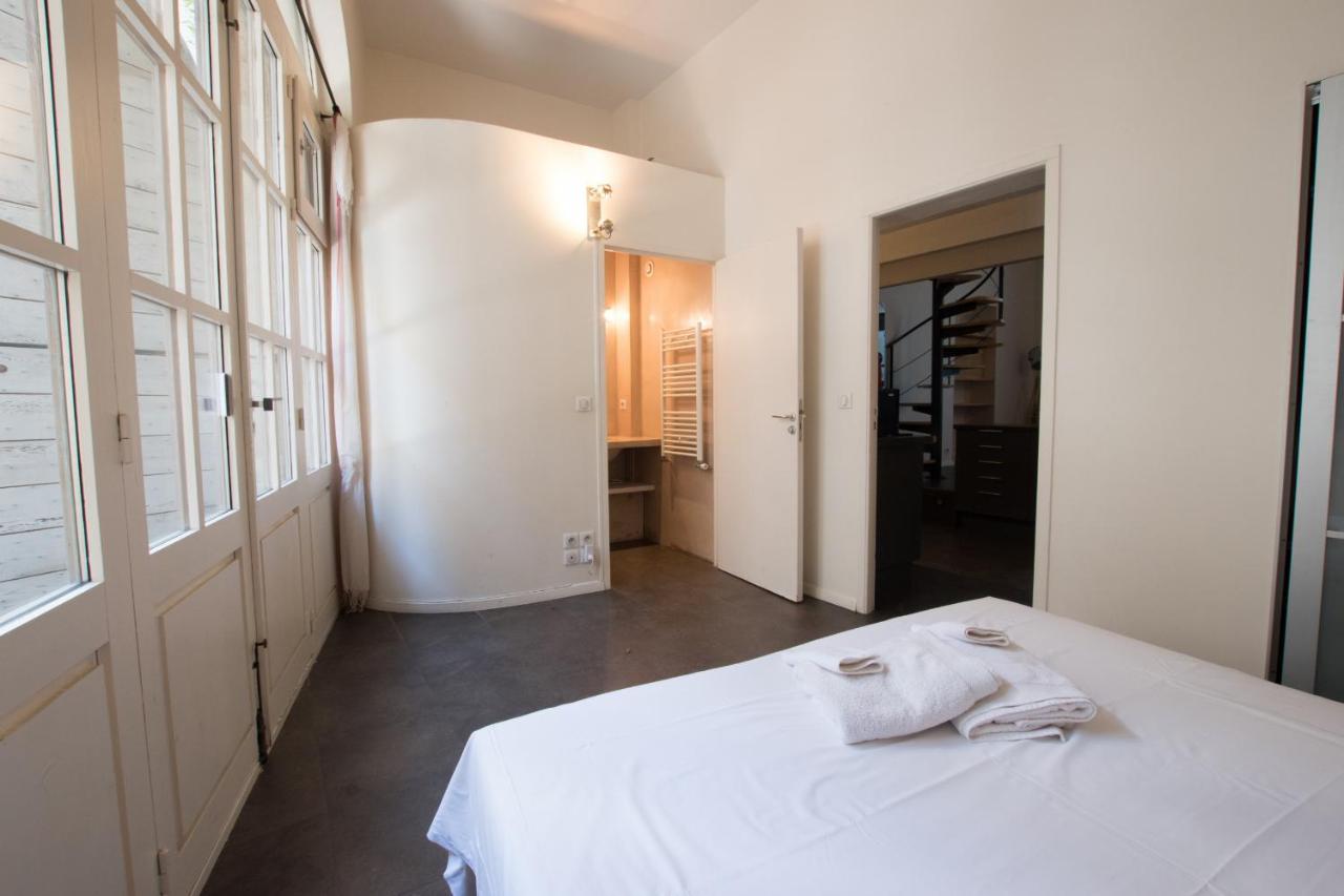 Divonne - Loft Cosy Avec Jardin Partage Apartment Арл Екстериор снимка